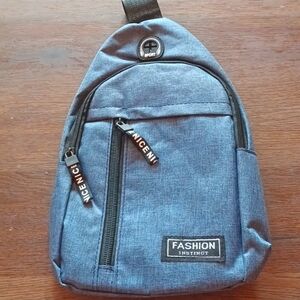 Small Sling Bag For Women Men Casual Crossbody Sling Backpack